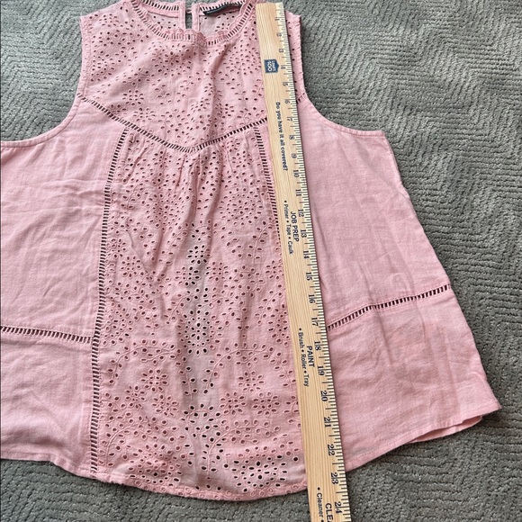 Abercrombie & Fitch Top Womens Sz S Pink Sleeveless Eyelet Shell Embroidered - Picture 9 of 9